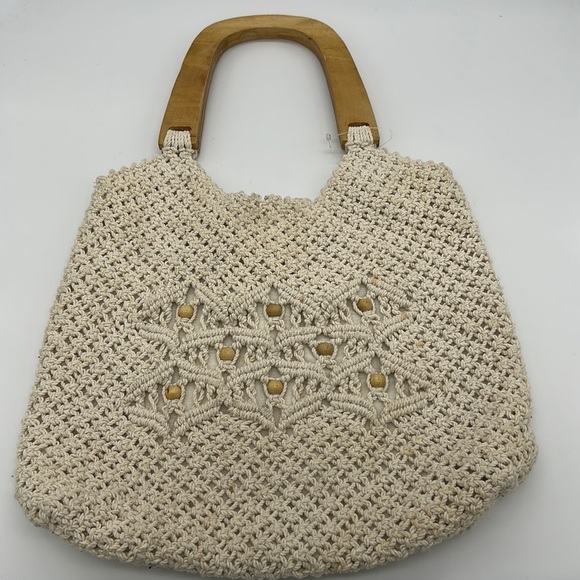 Macro-may Crochet Wood handle handbag- Made in the Philippines - Picture 4 of 9